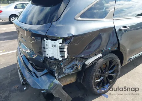 2022 Kia Sorento Sx z USA, uszkodzony, nr VIN 5XYRK4LF4NG102511